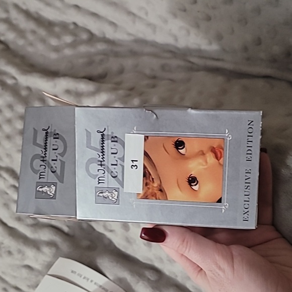 Kaspersky is da! Puppet princess goebel Hummel vintage with box 2103/A 1999 - Picture 8 of 13